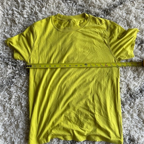 Lululemon All Yours Boyfriend Tee Soleil - Picture 3 of 4